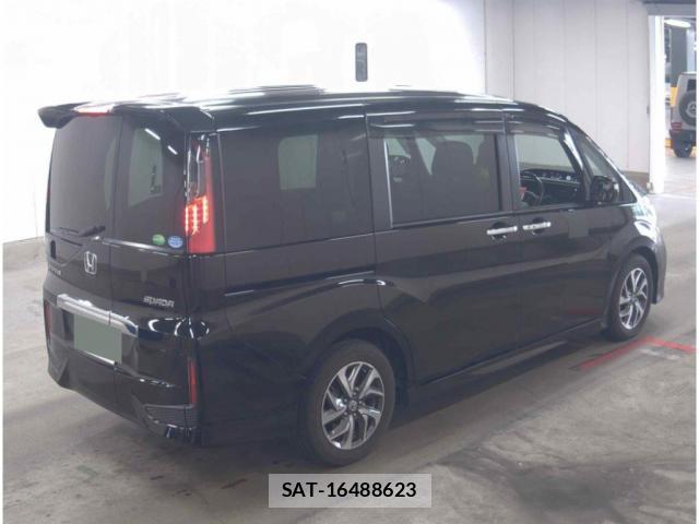 Honda e 2016-06 8003319-5