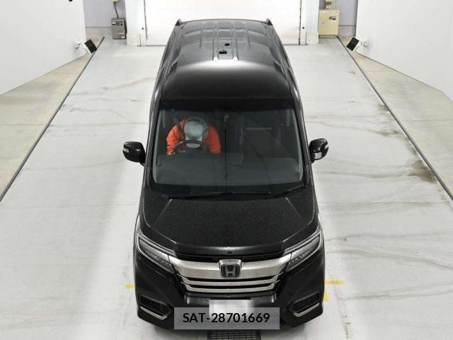 Honda e 2020-08 8003371-11