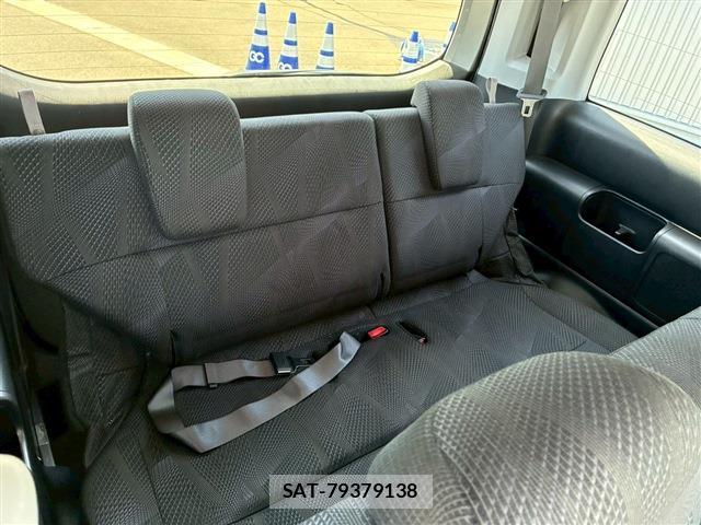 Honda e 2012-03 8003513-17