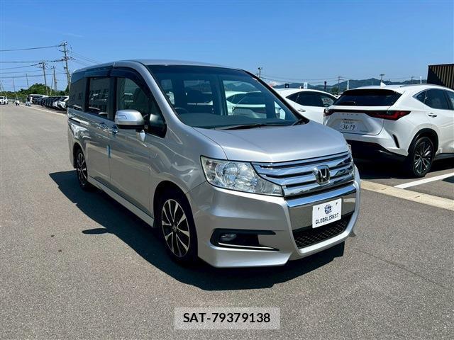 Honda e 2012-03 8003513-4