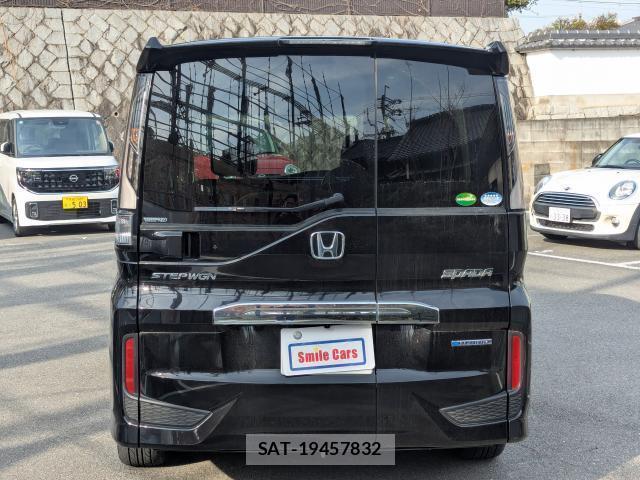 Honda e 2018-03 8003828-7