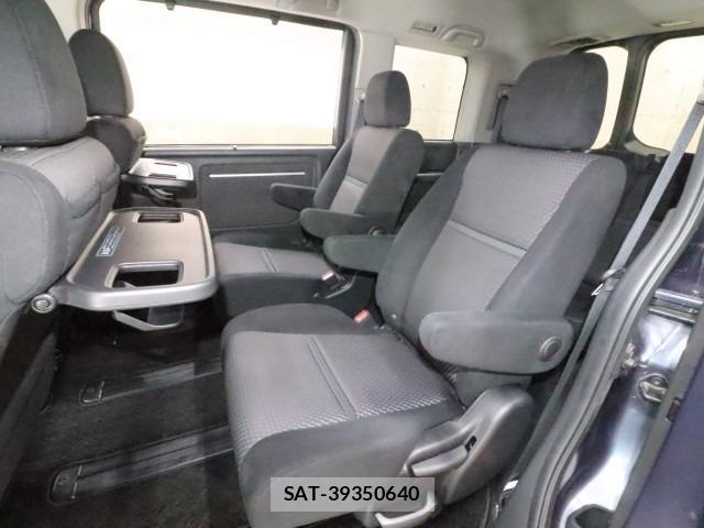 Honda e 2015-12 8004422-5
