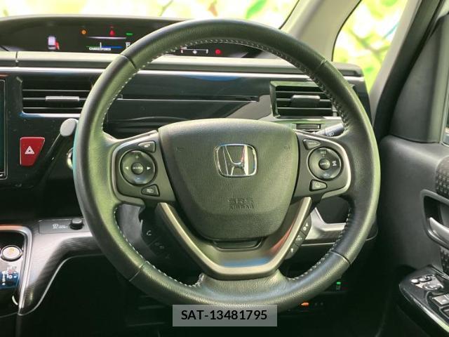 Honda e 2019-03 8004450-14