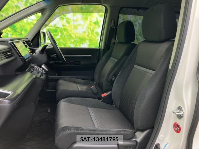 Honda e 2019-03 8004450-6