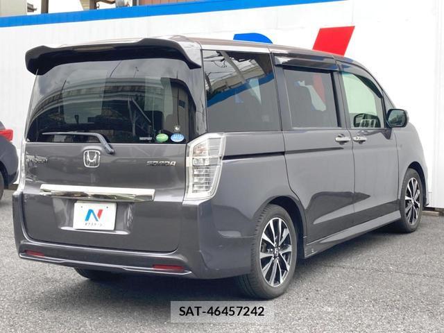 Honda e 2014-03 8004736-14