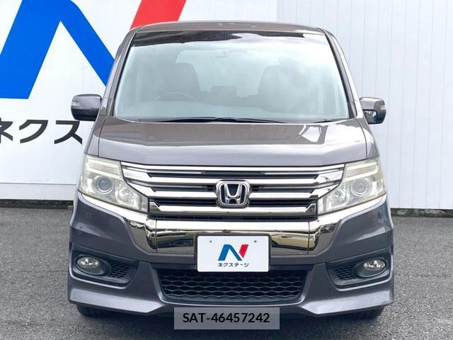 Honda e 2014-03 8004736-15