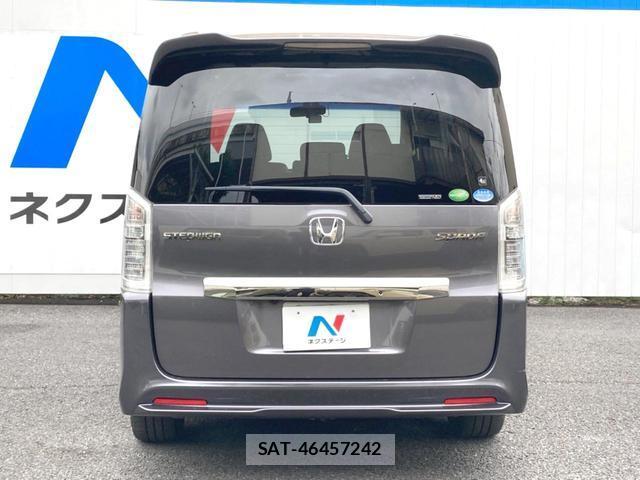 Honda e 2014-03 8004736-16