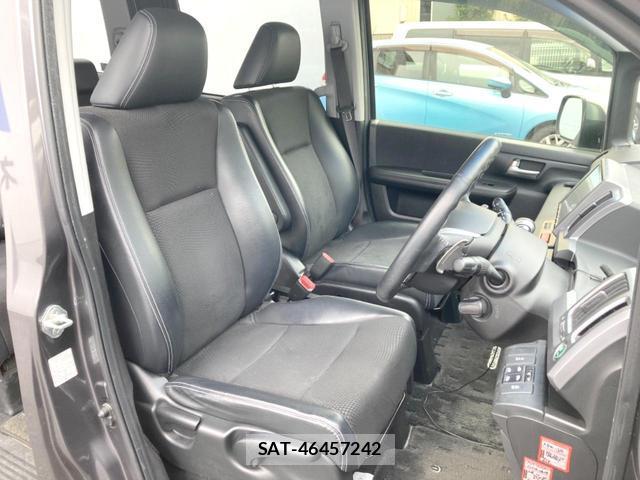 Honda e 2014-03 8004736-7