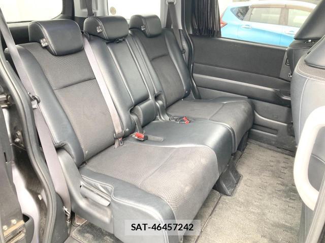 Honda e 2014-03 8004736-8