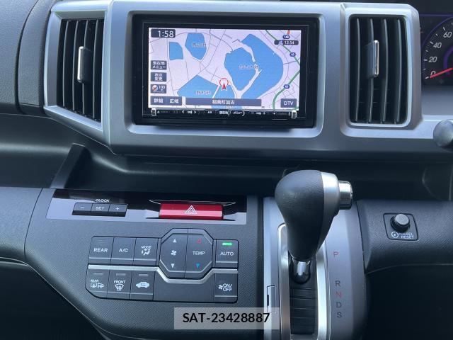 Honda e 2014-12 8004744-5