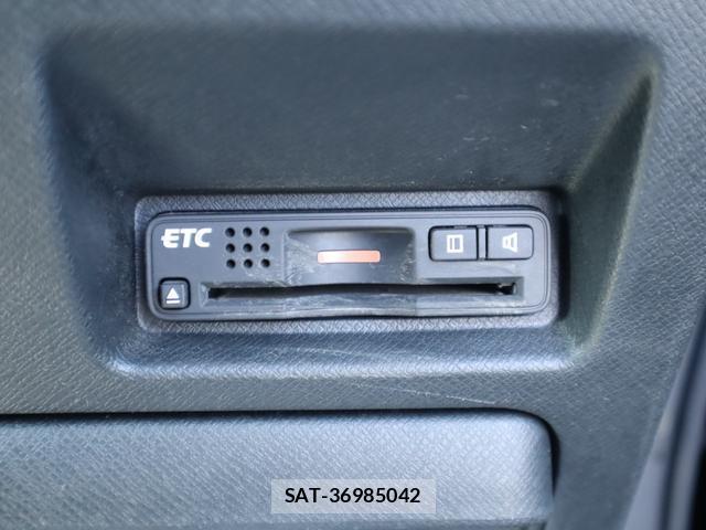 Honda e 2011-07 8004746-10
