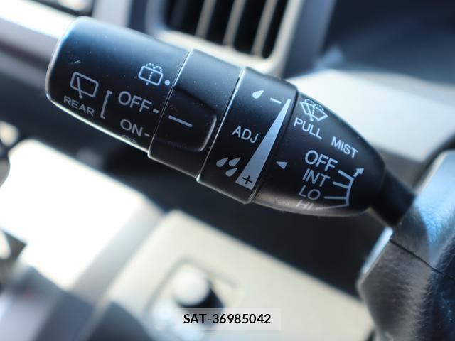 Honda e 2011-07 8004746-14