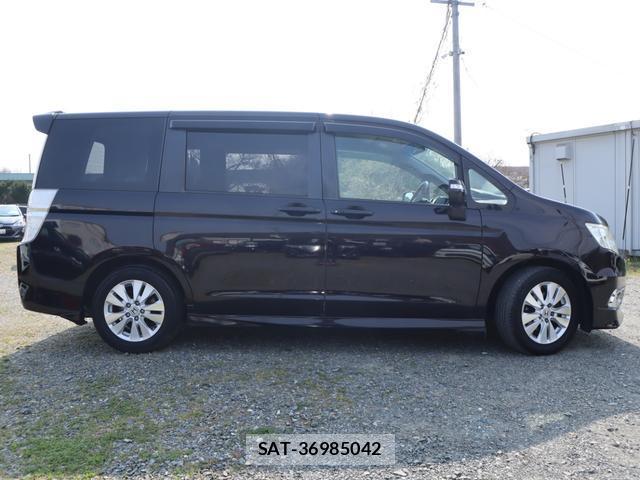 Honda e 2011-07 8004746-18