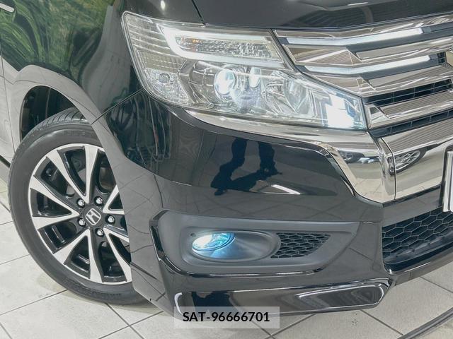 Honda e 2014-05 8004761-14