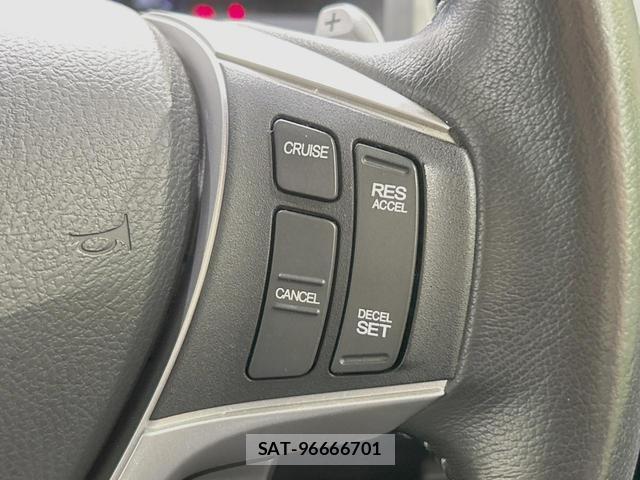 Honda e 2014-05 8004761-7
