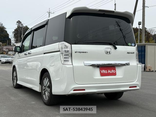 Honda e 2012-06 8004812-18