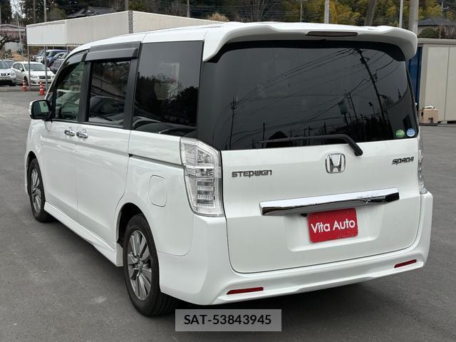 Honda e 2012-06 8004812-3