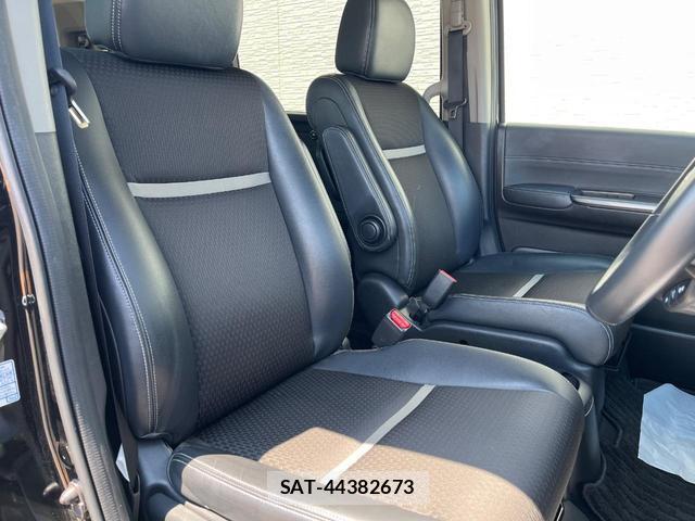 Honda e 2021-10 8005109-10