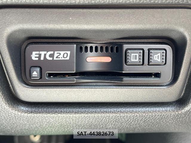 Honda e 2021-10 8005109-5