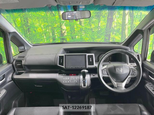 Honda e 2013-09 8005126-1