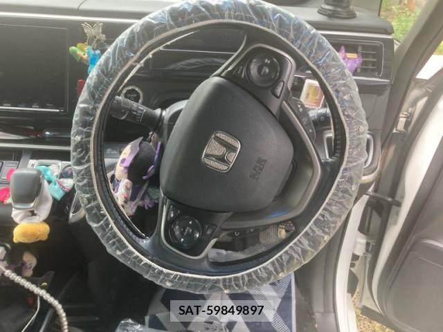 Honda e 2019-12 8005706-14