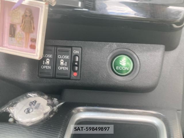 Honda e 2019-12 8005706-16