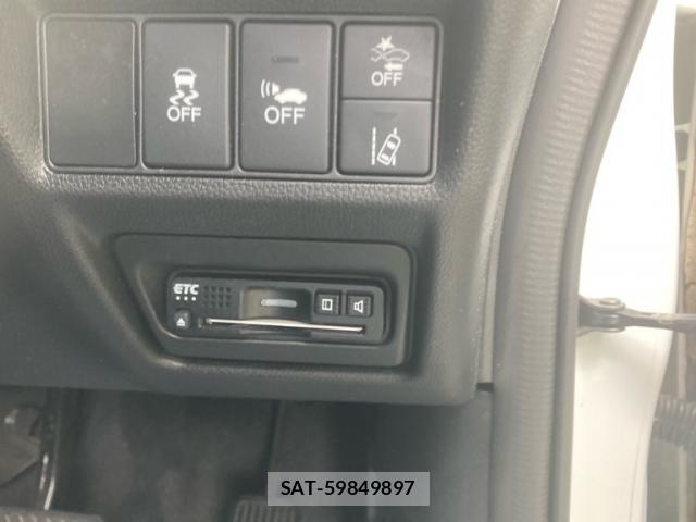 Honda e 2019-12 8005706-17