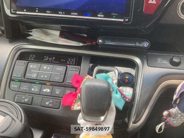 Honda e 2019-12 8005706-18