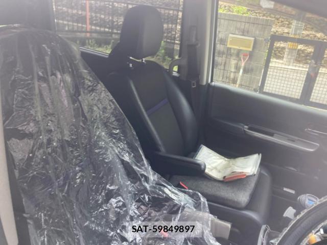 Honda e 2019-12 8005706-9