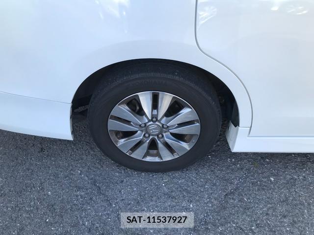 Honda e 2013-09 8006436-12