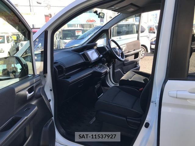 Honda e 2013-09 8006436-16