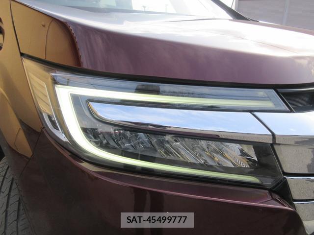 Honda e 2017-10 8006506-12