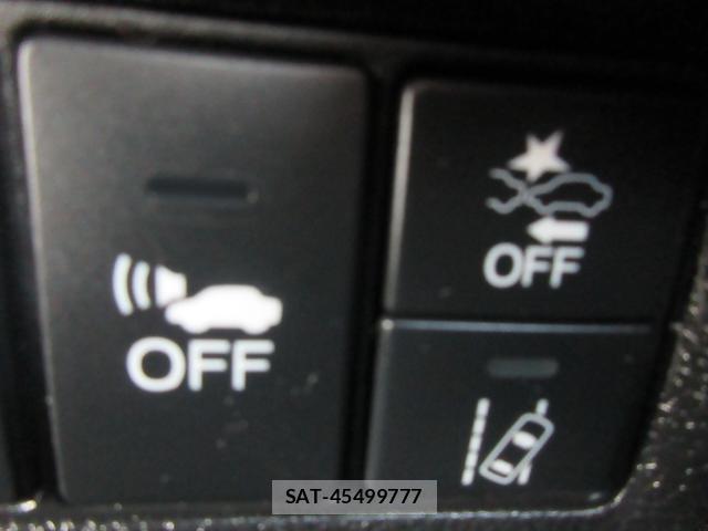Honda e 2017-10 8006506-9