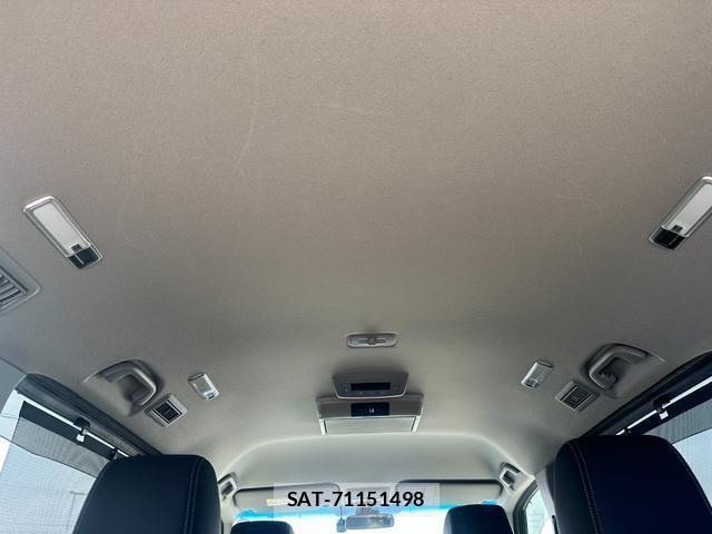 Honda e 2017-11 8006828-16