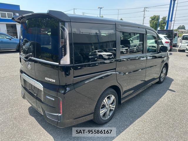 Honda e 2017-12 8006838-2