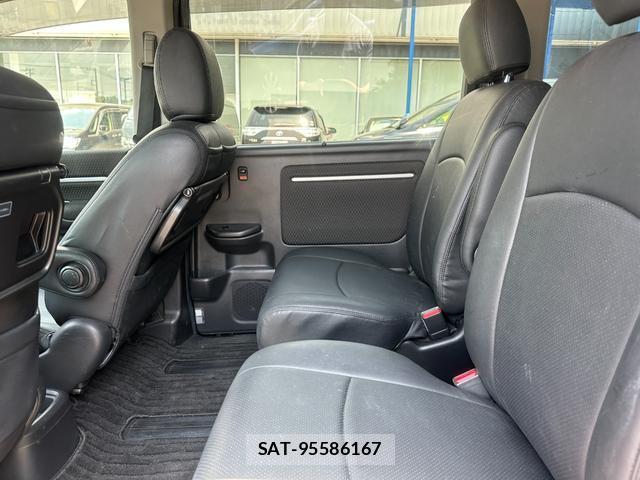 Honda e 2017-12 8006838-8