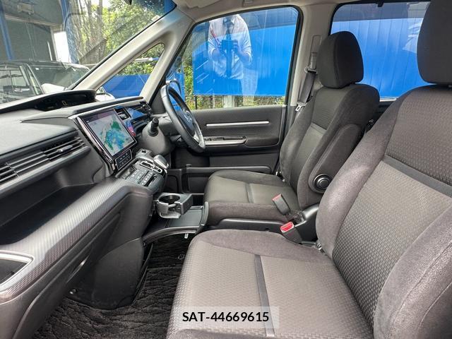 Honda e 2021-09 8006840-10