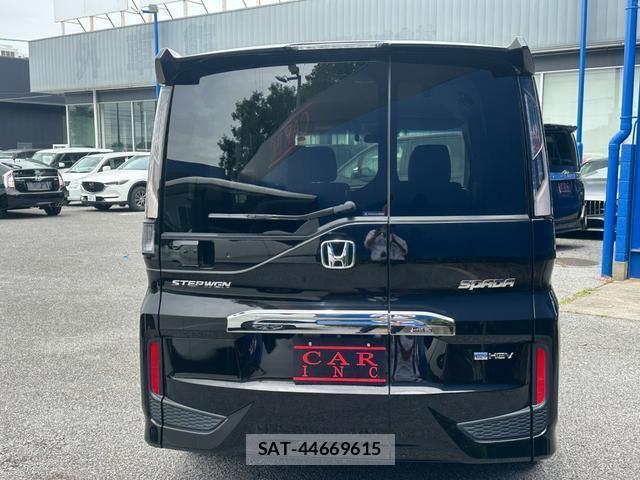 Honda e 2021-09 8006840-5