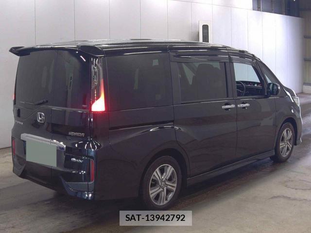 Honda e 2021-11 8007494-1