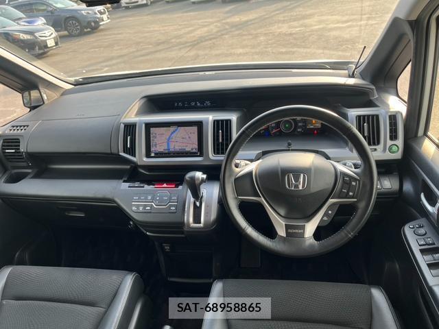 Honda e 2013-04 8007526-16