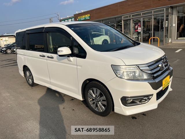 Honda e 2013-04 8007526-2
