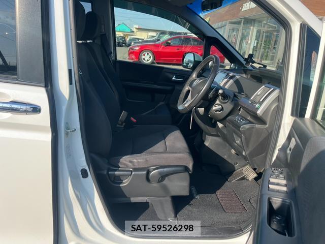 Honda e 2012-06 8007529-10