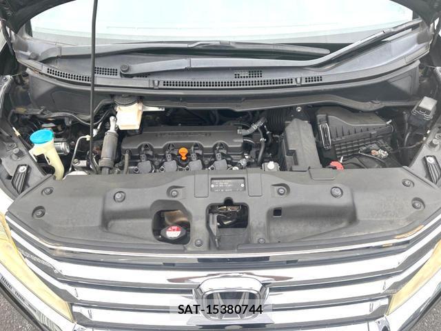 Honda e 2012-08 8007680-18