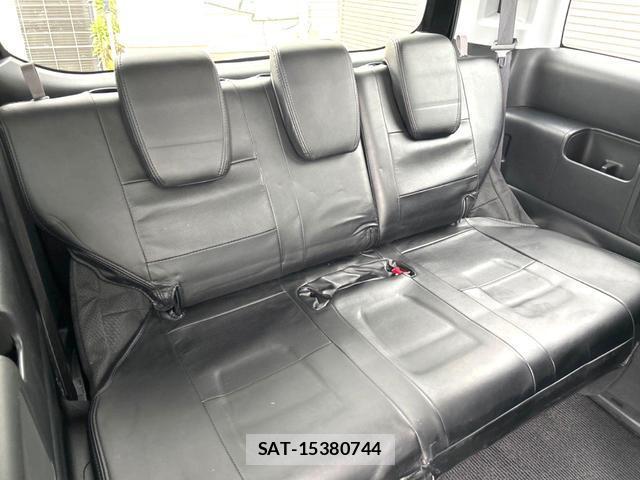 Honda e 2012-08 8007680-9