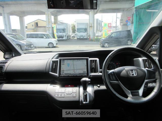 Honda e 2013-03 8007916-15