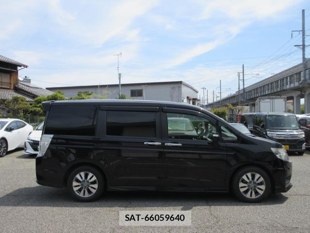 Honda e 2013-03 8007916-4