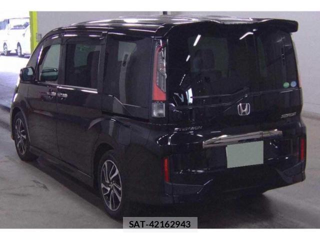 Honda e 2016-06 8007972-4