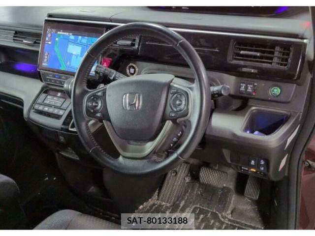 Honda e 2021-06 8007995-2