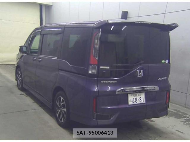 Honda e 2021-05 8008000-1
