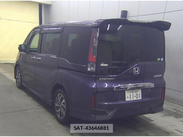 Honda e 2016-09 8008001-3